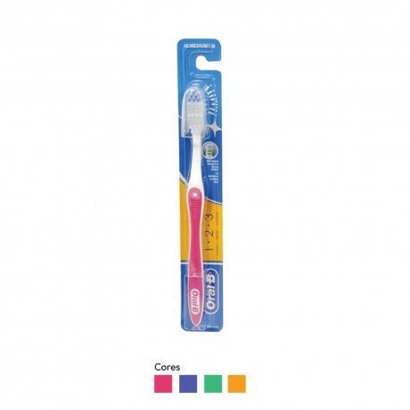 Escova de Dentes Oral-B 1.2.3 Média Cores Sortidas 1un 6831467