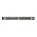 Cisco Catalyst 9500 - Network Advantage - interruptor - L3 - Administrado - 48 x 25 Gigabit SFP28 - montável em trilho C9500-48